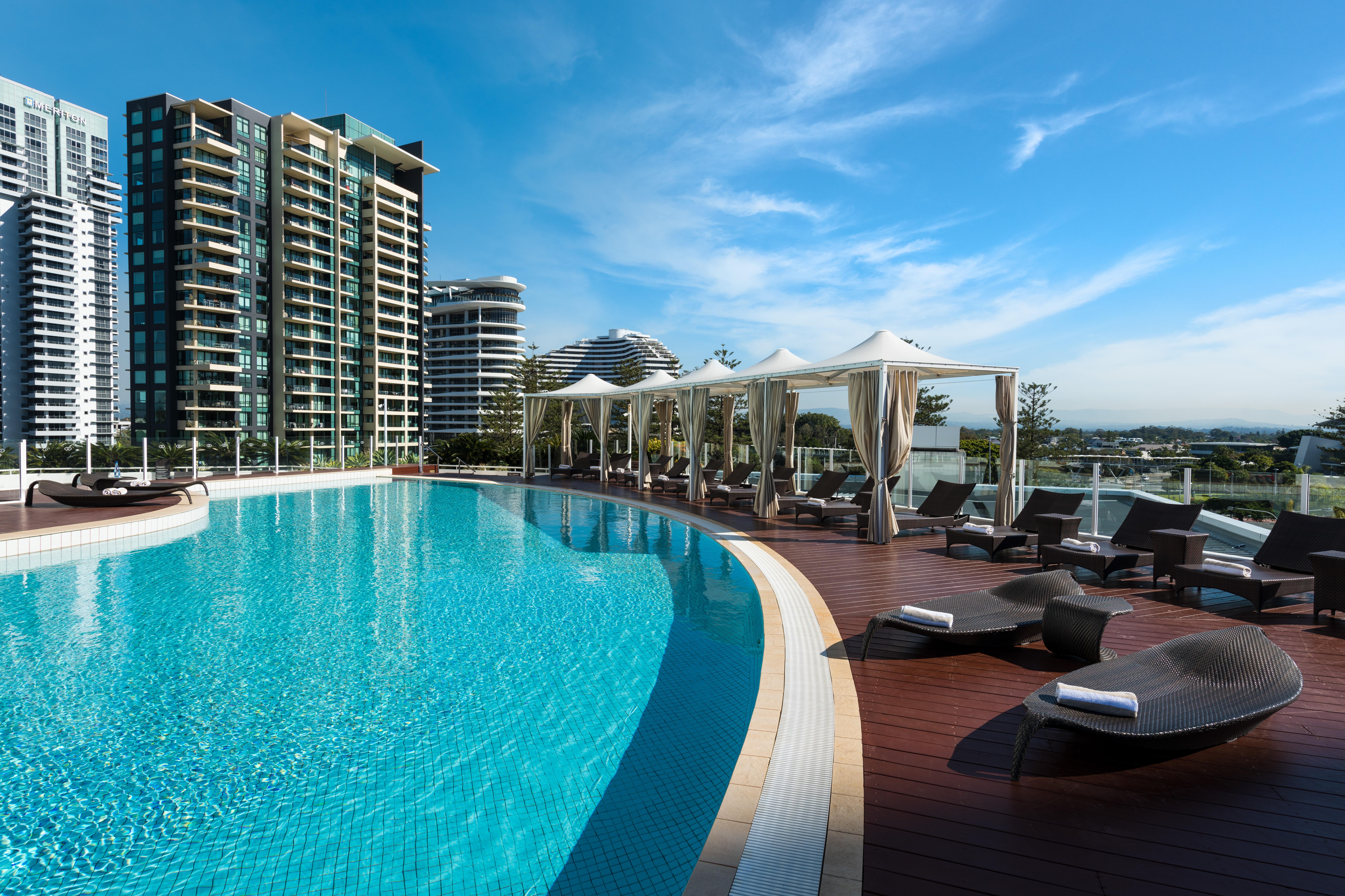 Sofitel Gold Coast Broadbeach Exteriör bild Skyline Residences