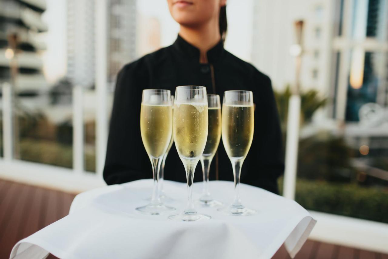Sofitel Gold Coast Broadbeach Exteriör bild A tray of champagne